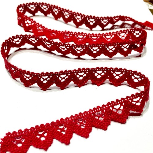 3yds red crochet - 3yds,