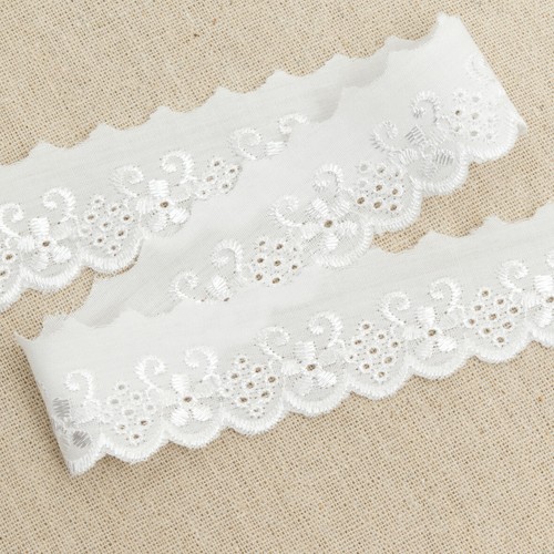 White cotton broderie anglaise - white,