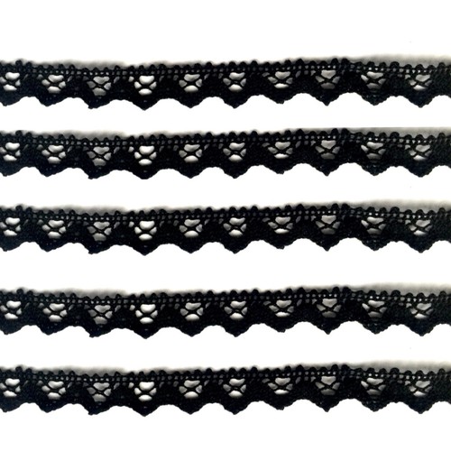 Yards black crochet - 3x,